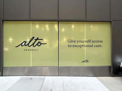Retail storefronts Photo